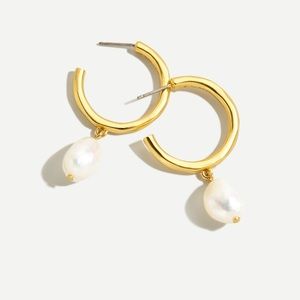 NWT J.Crew Gold Hammered Hoop and Freshwater Pearl Earrings